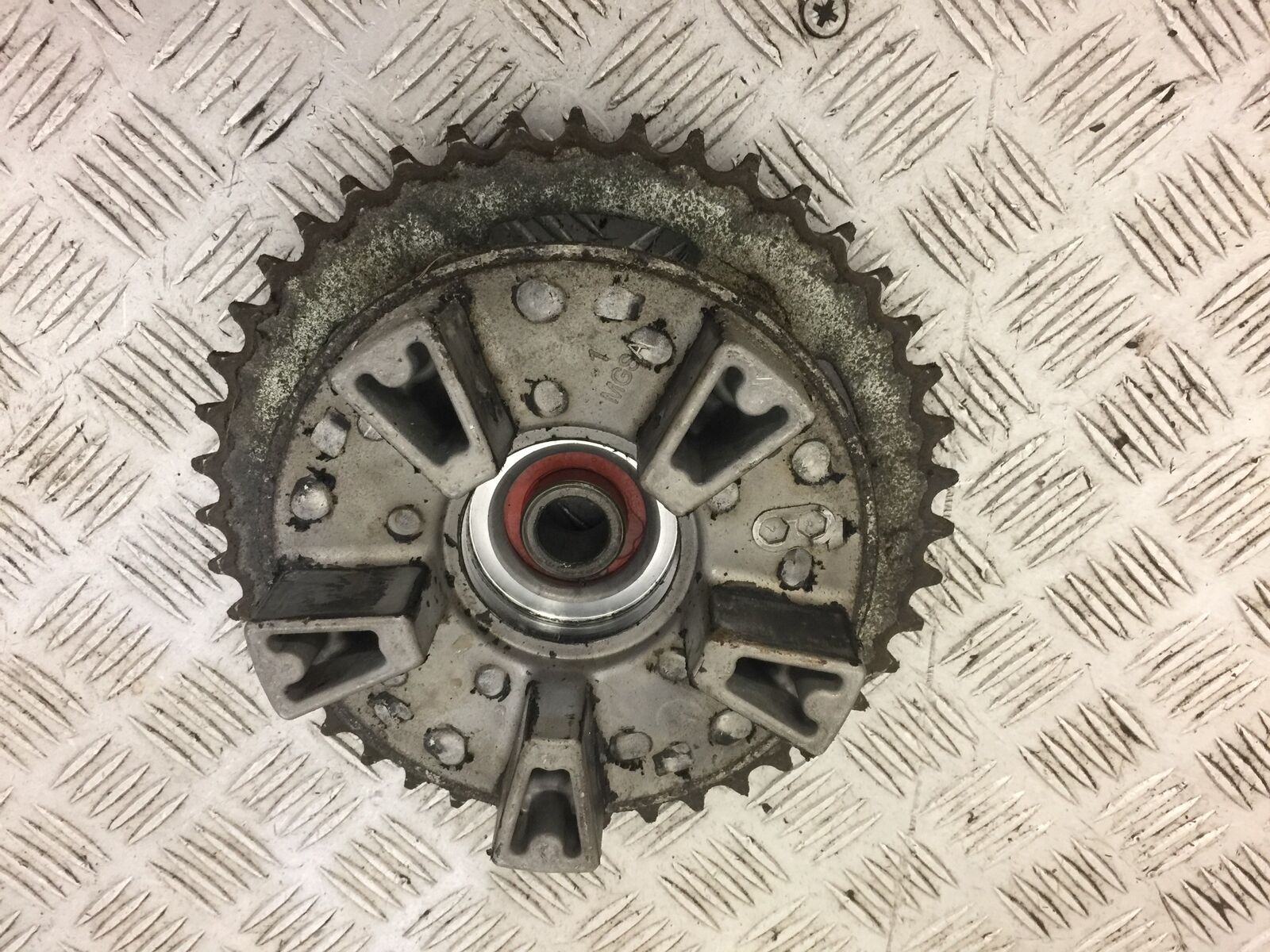 HONDA NC700 NC 700 REAR SPROCKET CARRIER  YEAR 2011 STOCK 513