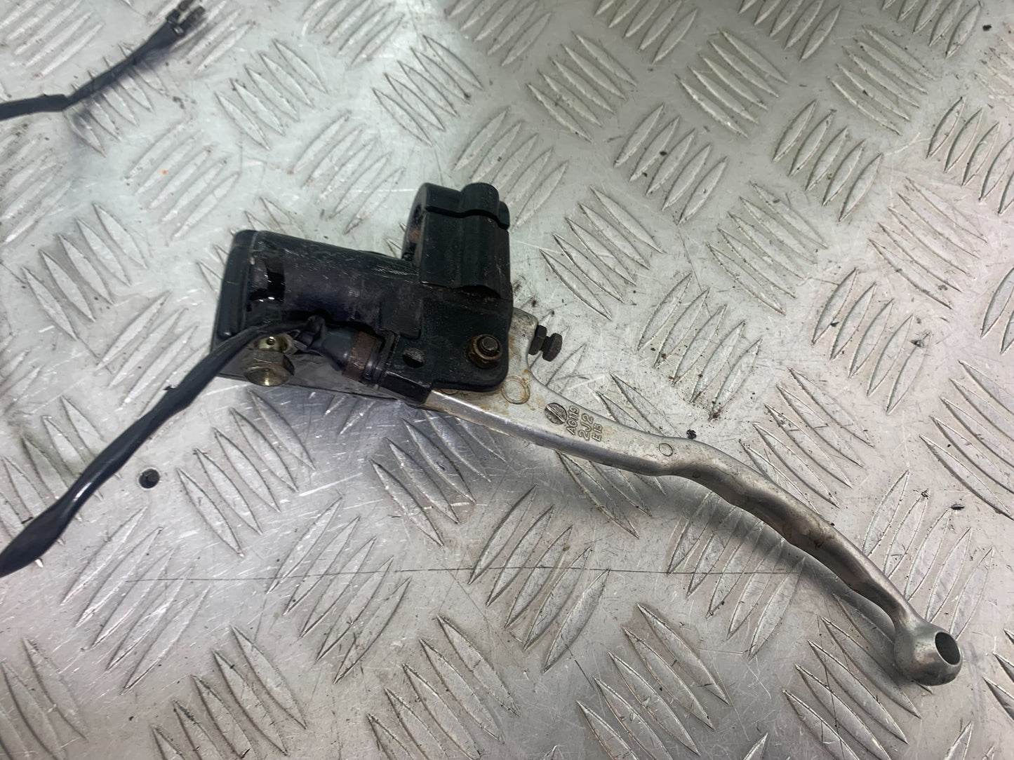 YAMAHA XV535 XV 535 VIRAGO FRONT MASTER CYLINDER YEAR 1994-02 (CMB1162)
