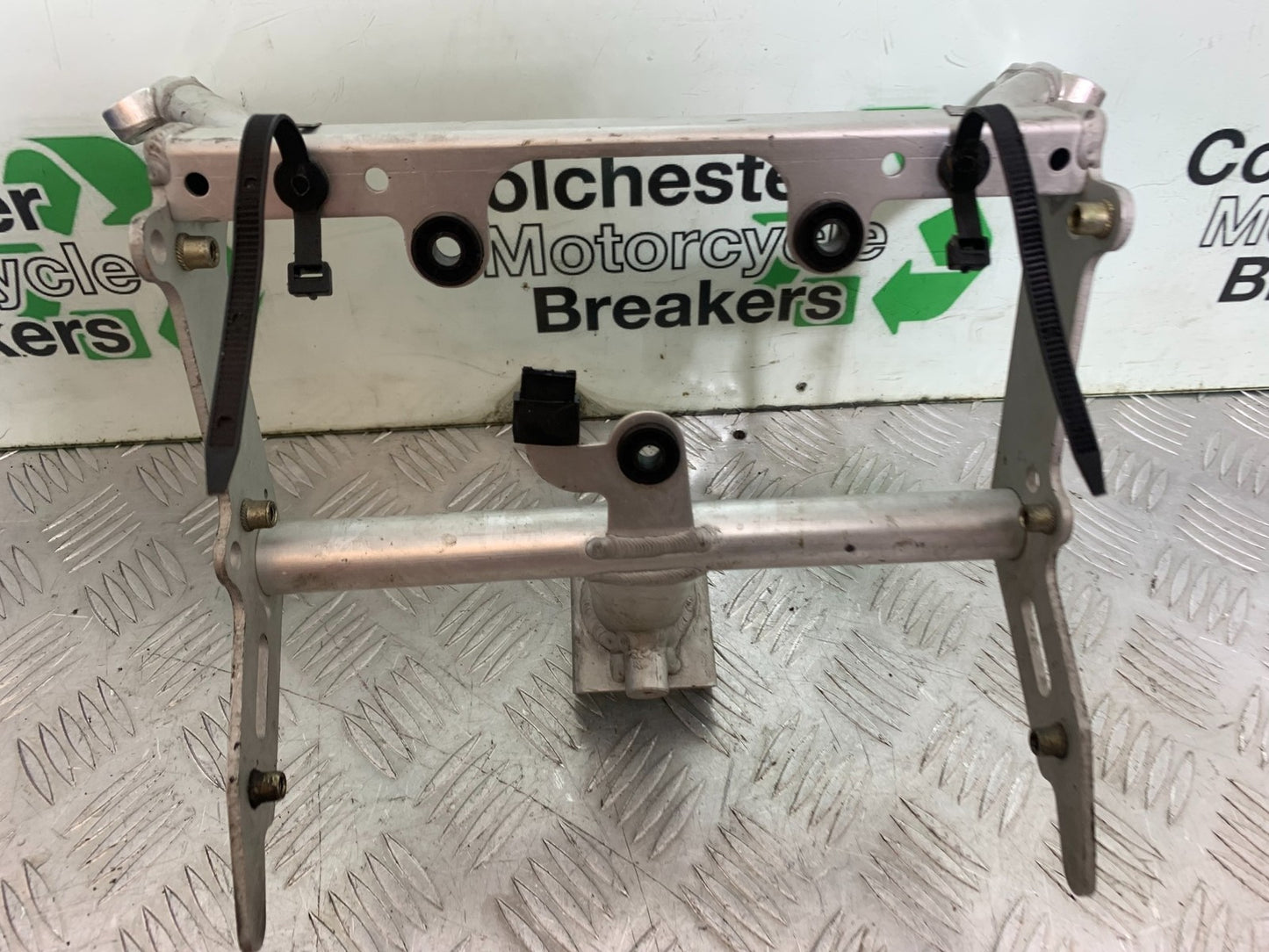 APRILIA RSV1000 RSV 1000 MILLE FAIRING BRACKET   1998- 2003 (CMB1184)