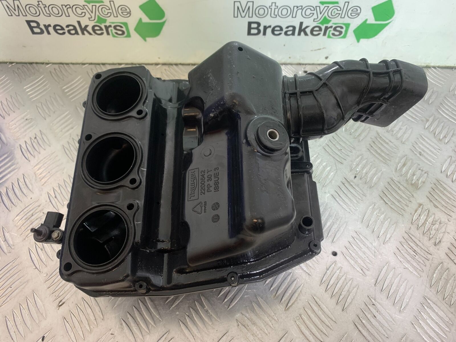 TRIUMPH TIGER 800 AIRBOX  YEAR 2011-2014 (CMB1113)