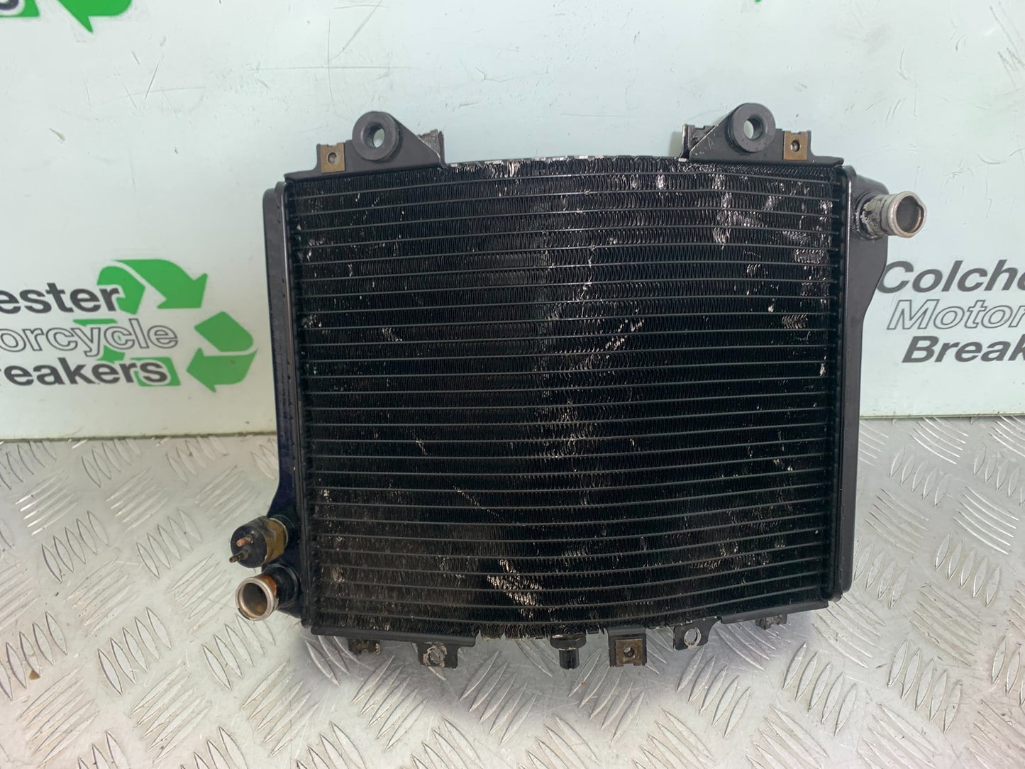 KAWASAKI ZZR1100 D RADIATOR   YEAR 1993-2001 (CMB1189)