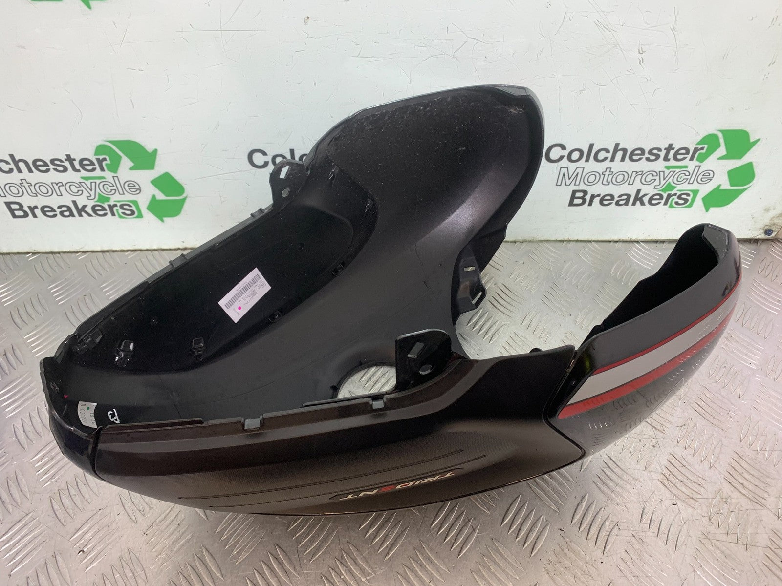 TRIUMPH TRIDENT 660 PETROL TANK COVER YEAR 2021-2024 (CMB1295)