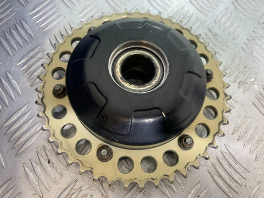 TRIUMPH 1050 SPEED TRIPLE REAR SPROCKET CARRIER  YEAR 2005-2007 (CMB1322)