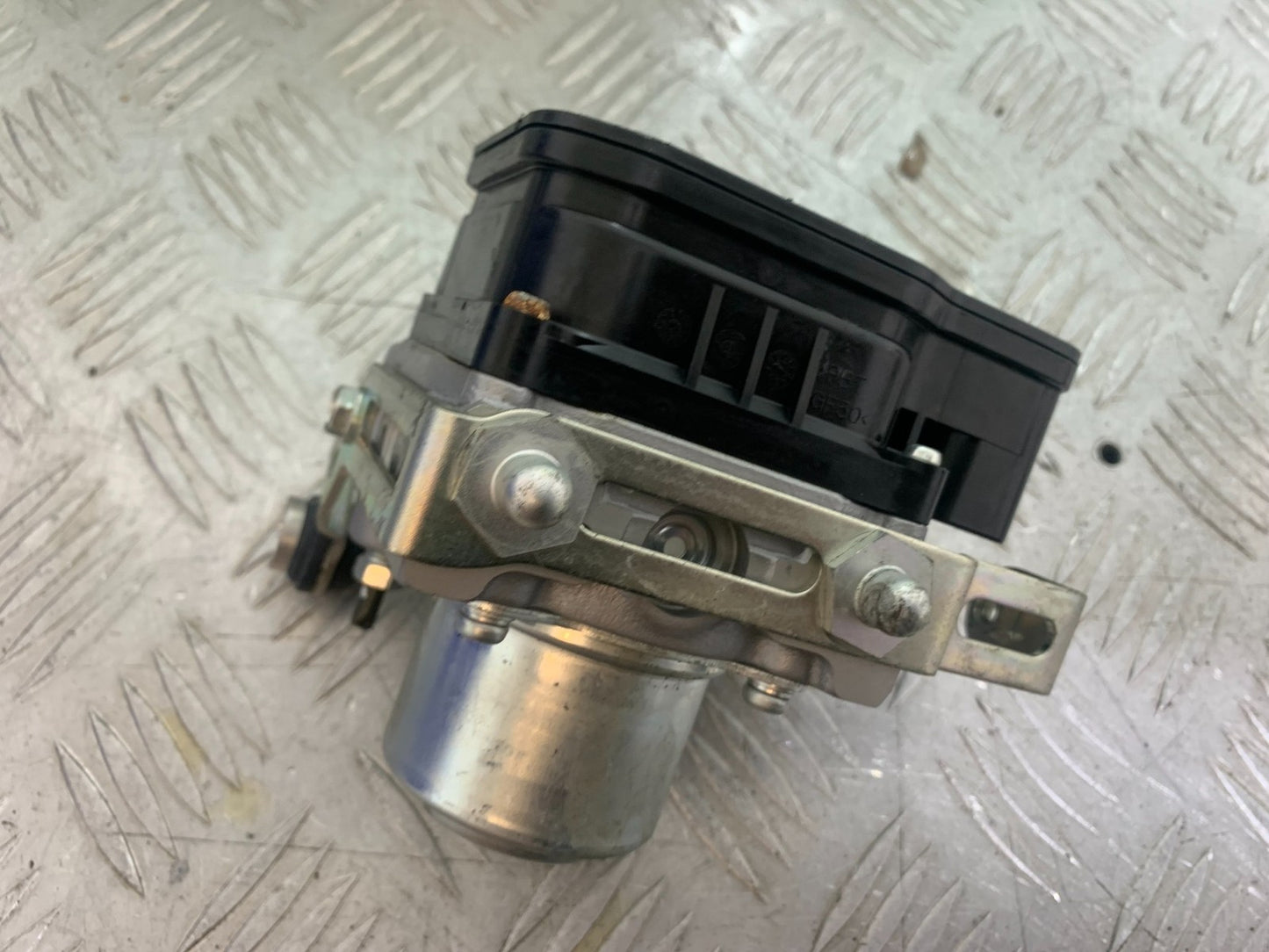 KAWASAKI GTR1400 GTR 1400 ABS PUMP YEAR 2007-2009 (CMB1174)
