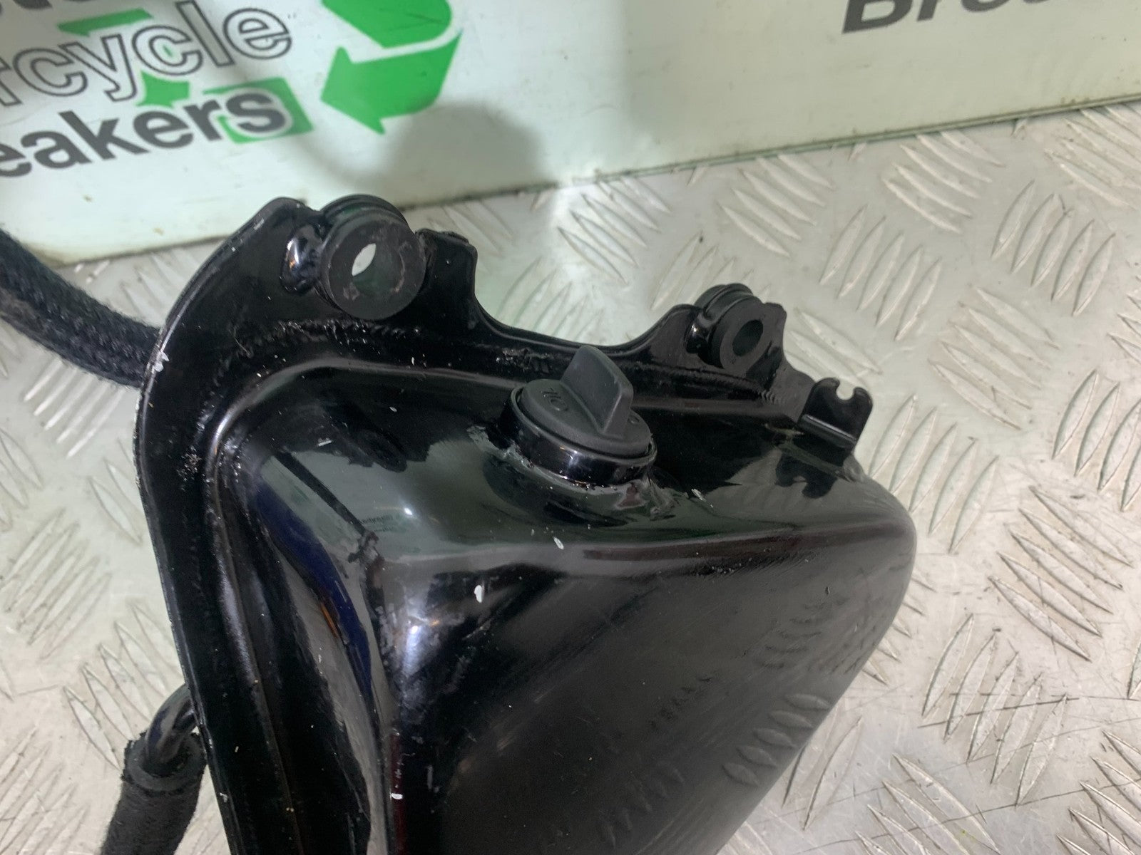 BSA 650 GOLD STAR OIL TANK  YEAR 2022-2025 (CMB1262)