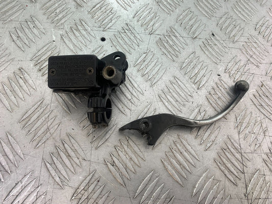 HONDA XL125 VARADERO FRONT BRAKE MASTER CYLINDER   YEAR 2001-2006  (CMB1210)