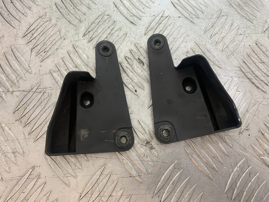 YAMAHA YZF R1 14 B BIG BANG LEFT & RIGHT BRACKETS  2009-14 (CMB1175)