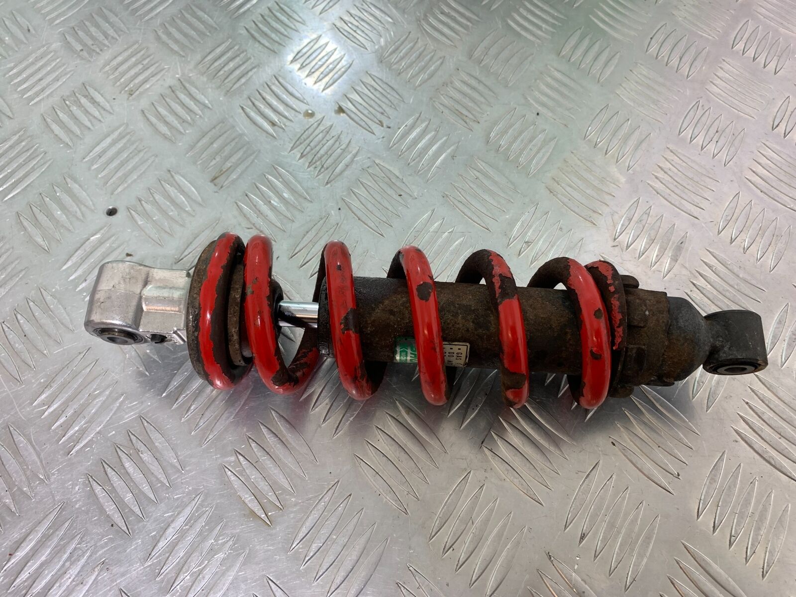 HONDA VFR800 VFR 800 V-TEC REAR SHOCK  YEAR 2002 -09 (CMB1012)