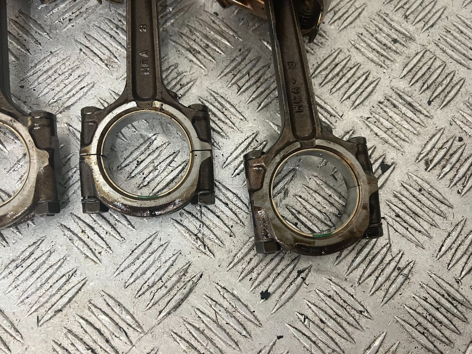 HONDA GL1800 GL 1800 CONRODS AND PISTONS  YEAR 2004 ABS (STOCK 890)
