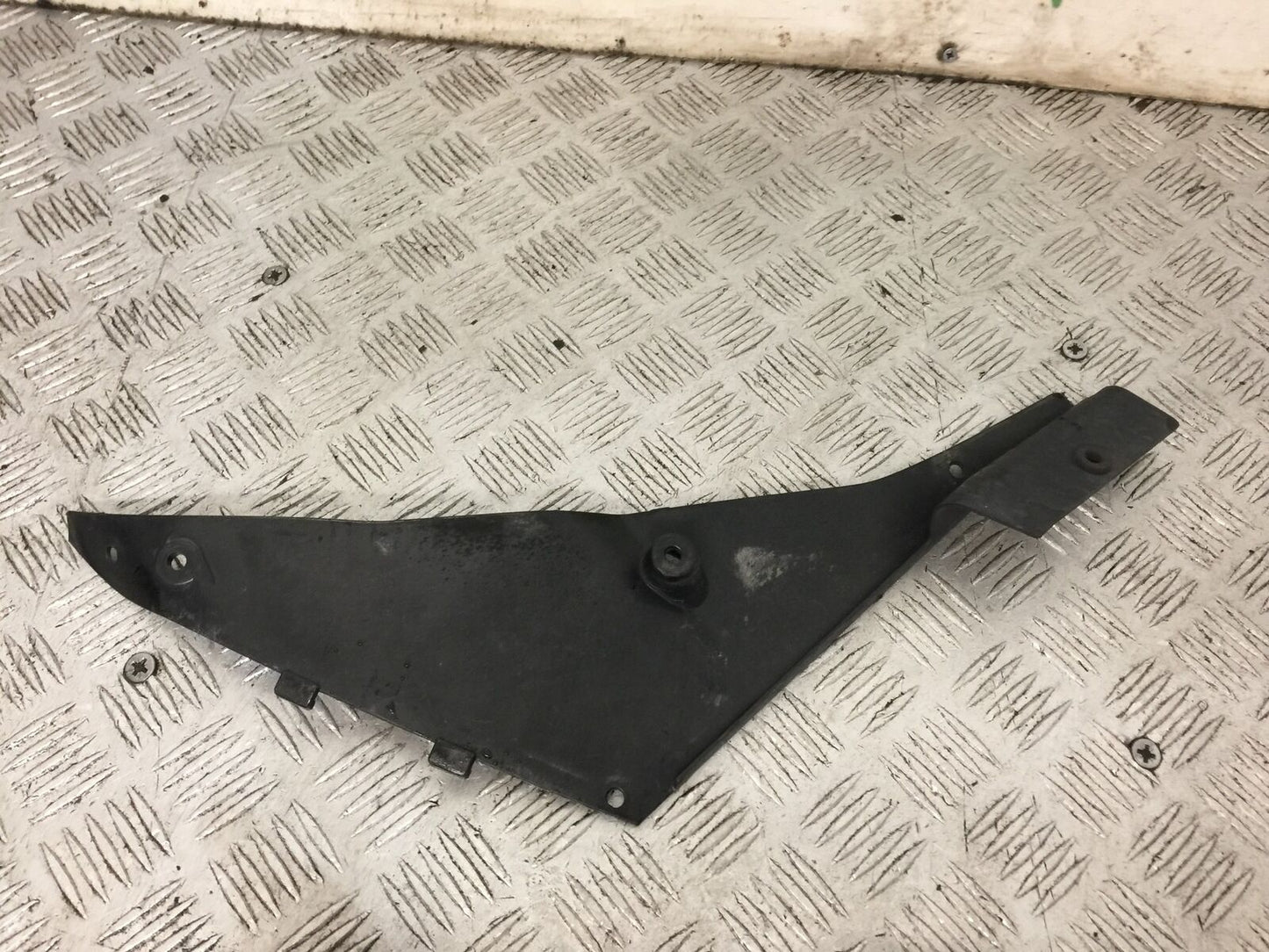 KAWASAKI ZX6R INNER INFILL  YEAR 2009-2012  (STOCK 897)