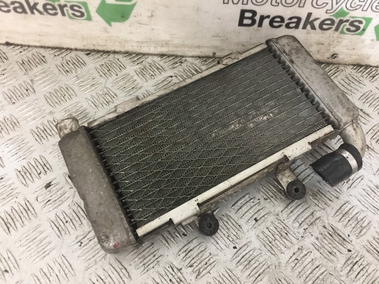 HONDA VTR1000 VTR 1000 FIRESTORM RADIATOR YEAR 2002 (STOCK 794)
