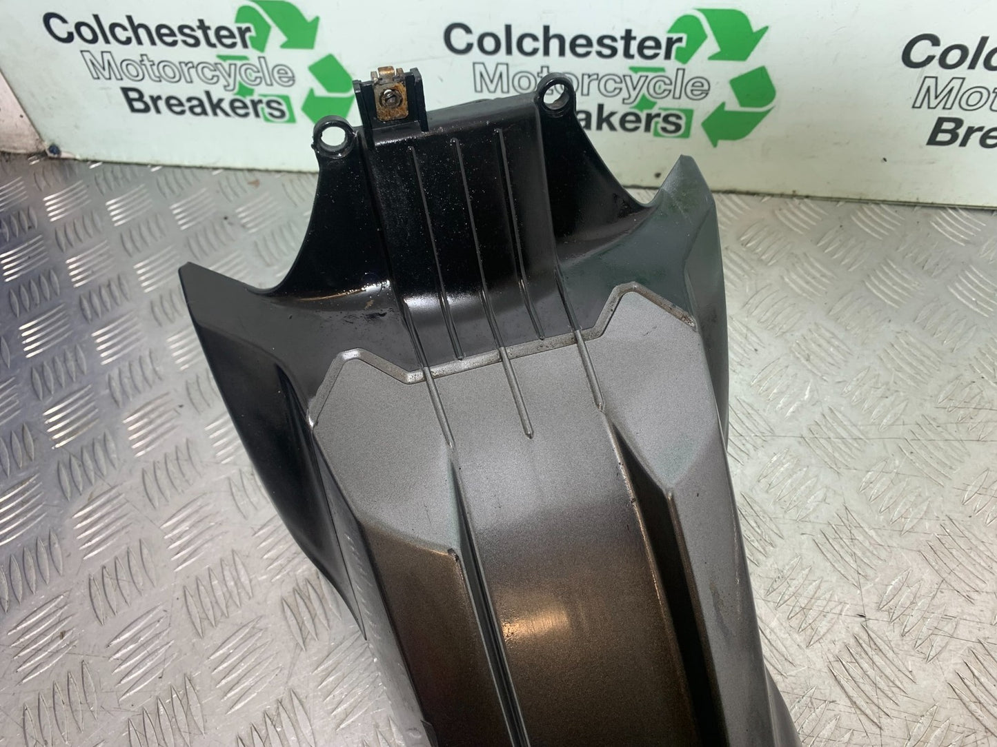 APRILIA 650 PAGASO STRADA FRONT MUDGUARD  YEAR 2005-2010 (CMB1260)