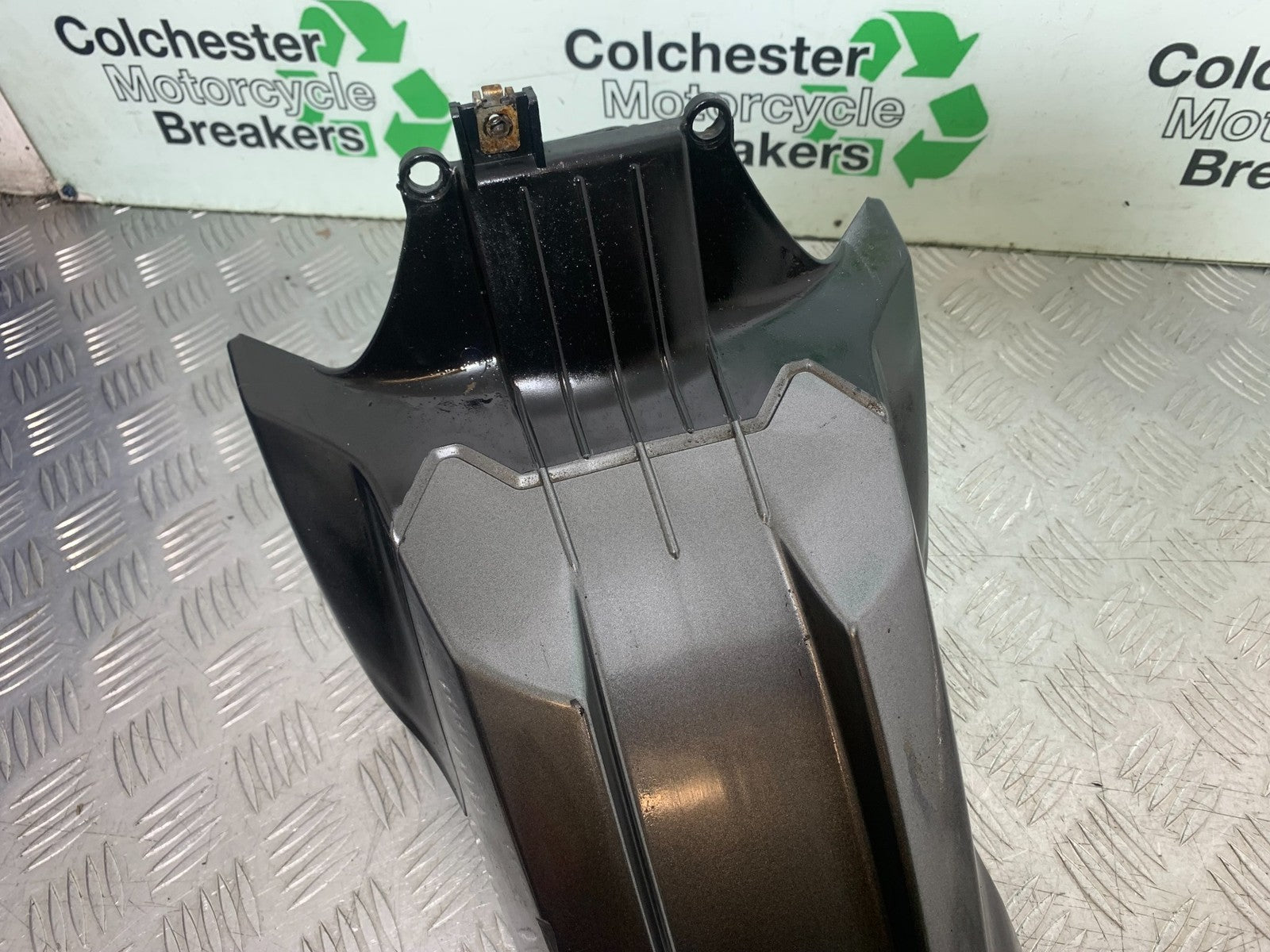 APRILIA 650 PAGASO STRADA FRONT MUDGUARD  YEAR 2005-2010 (CMB1260)