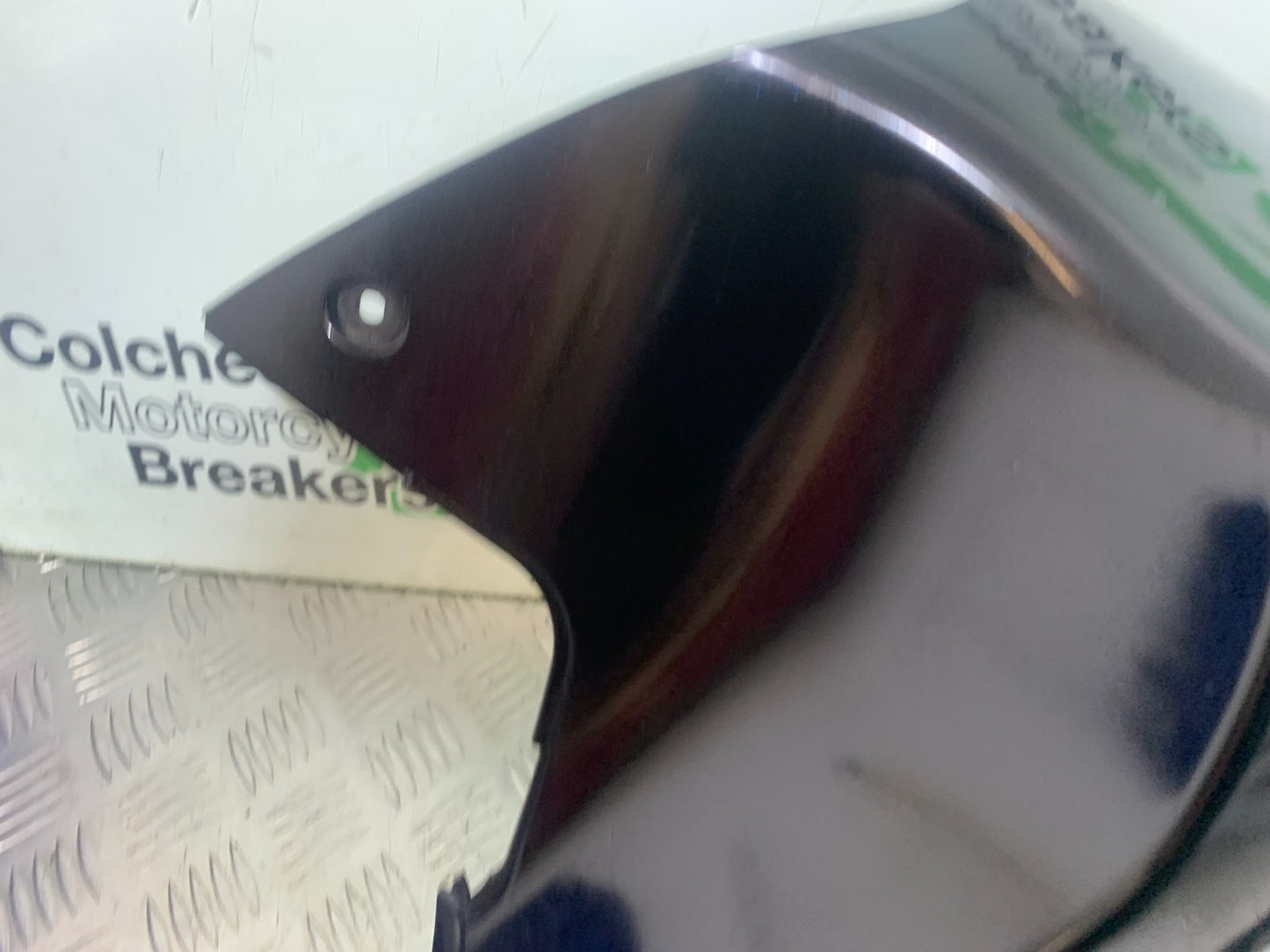 KAWASAKI GTR1400 GTR 1400 RIGHT MIDDLE FAIRING PANEL  YEAR 2007-2009 (CMB1174)