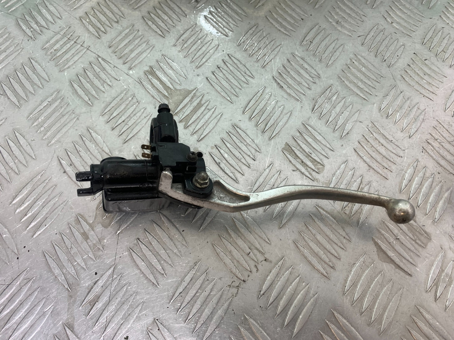 HONDA CBR500R CBR 500 R FRONT BRAKE MASTER CYLINDER YEAR 2012-16 (CMB1151)
