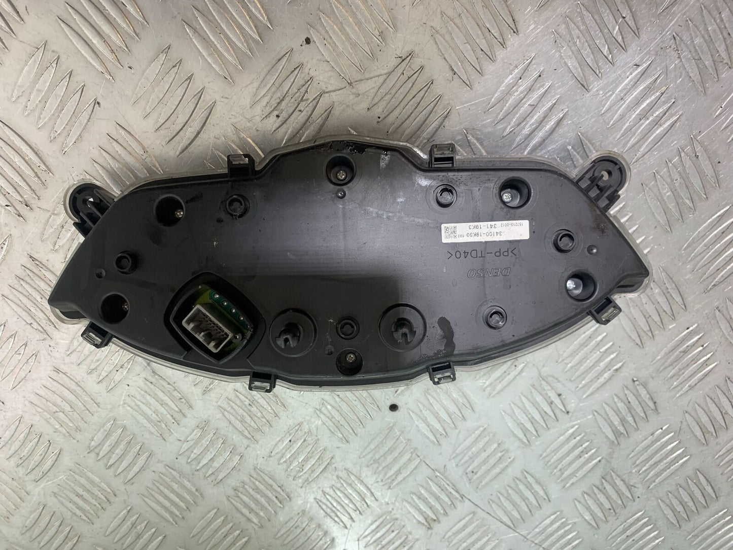 SUZUKI AN400 AN 400 BURGMAN CLOCKS SPEEDO DASH  YEAR 2017-2024 (CMB1118)