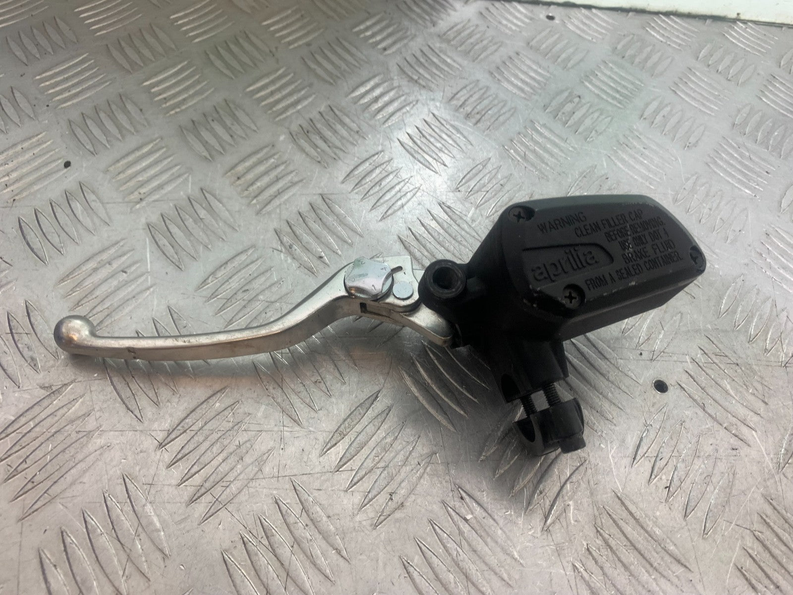 APRILIA SL750 SL 750 SHIVER CLUTCH MASTER CYLINDER   YEAR 2008-2016 (CMB1242)