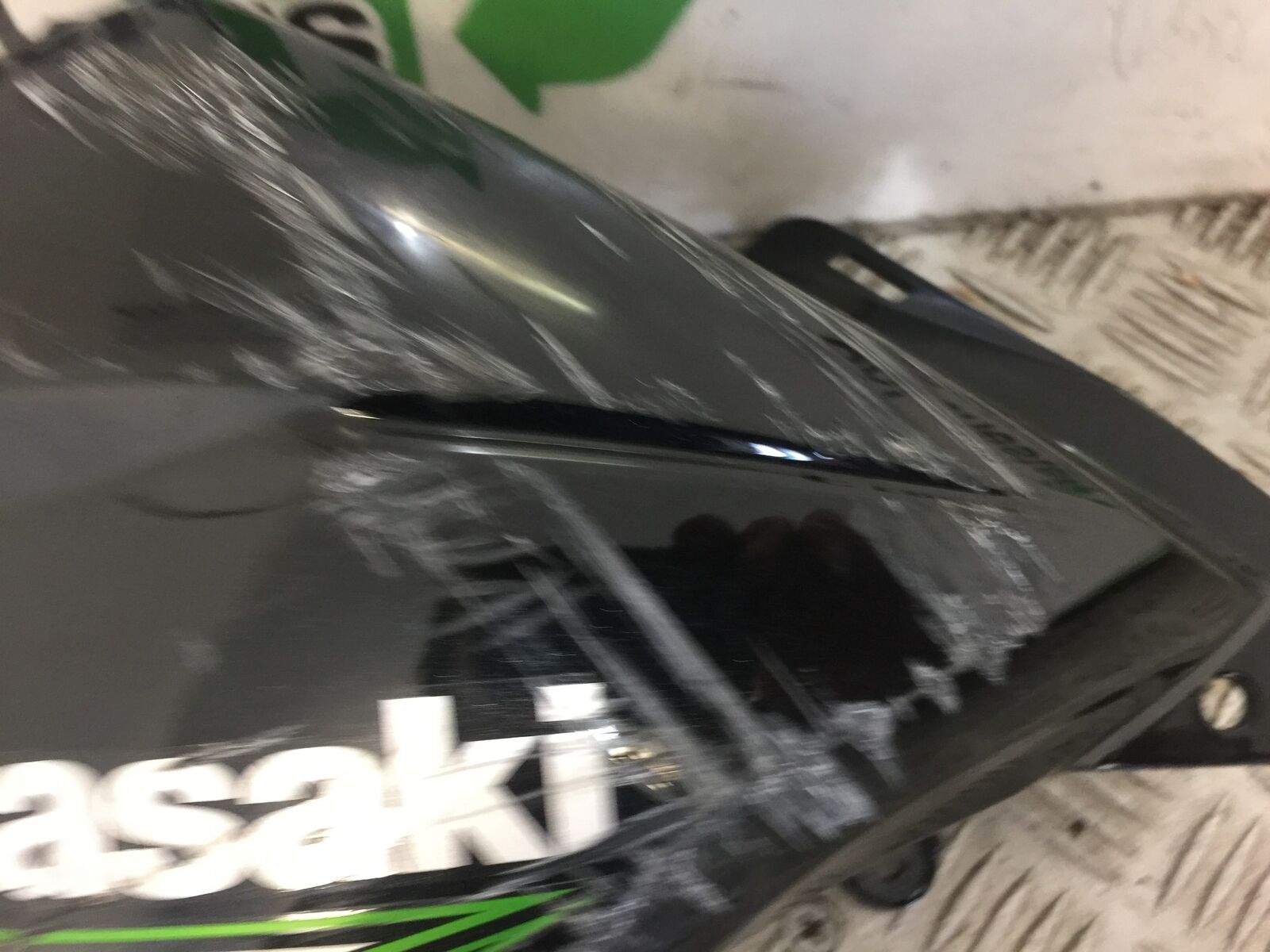 KAWASAKI Z800 Z800 LEFT TANK PANEL  YEAR 2015