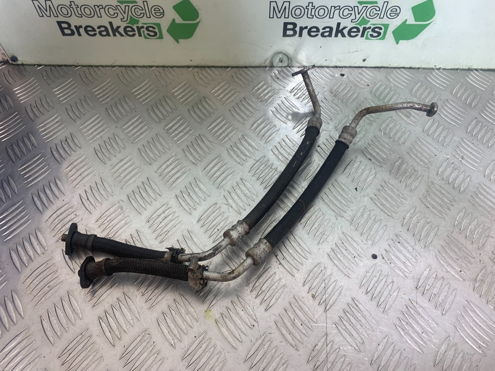 KAWASAKI GT550 GT 550 OIL COOLER LINES  YEAR 1984-87 (CMB1141)