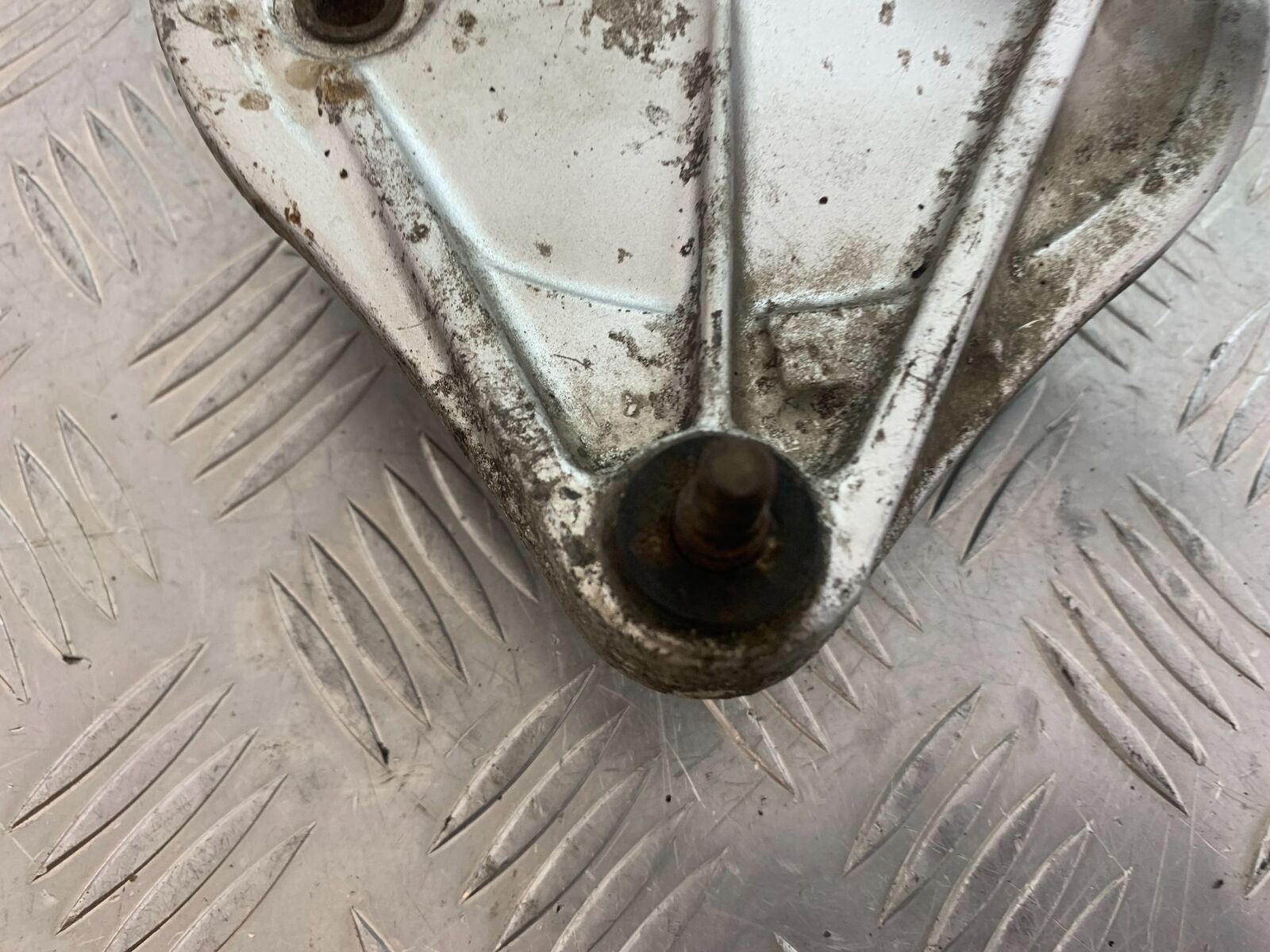 HONDA CX500 CX 500 REAR BRAKE HUB  YEAR 1980 (CMB1131)