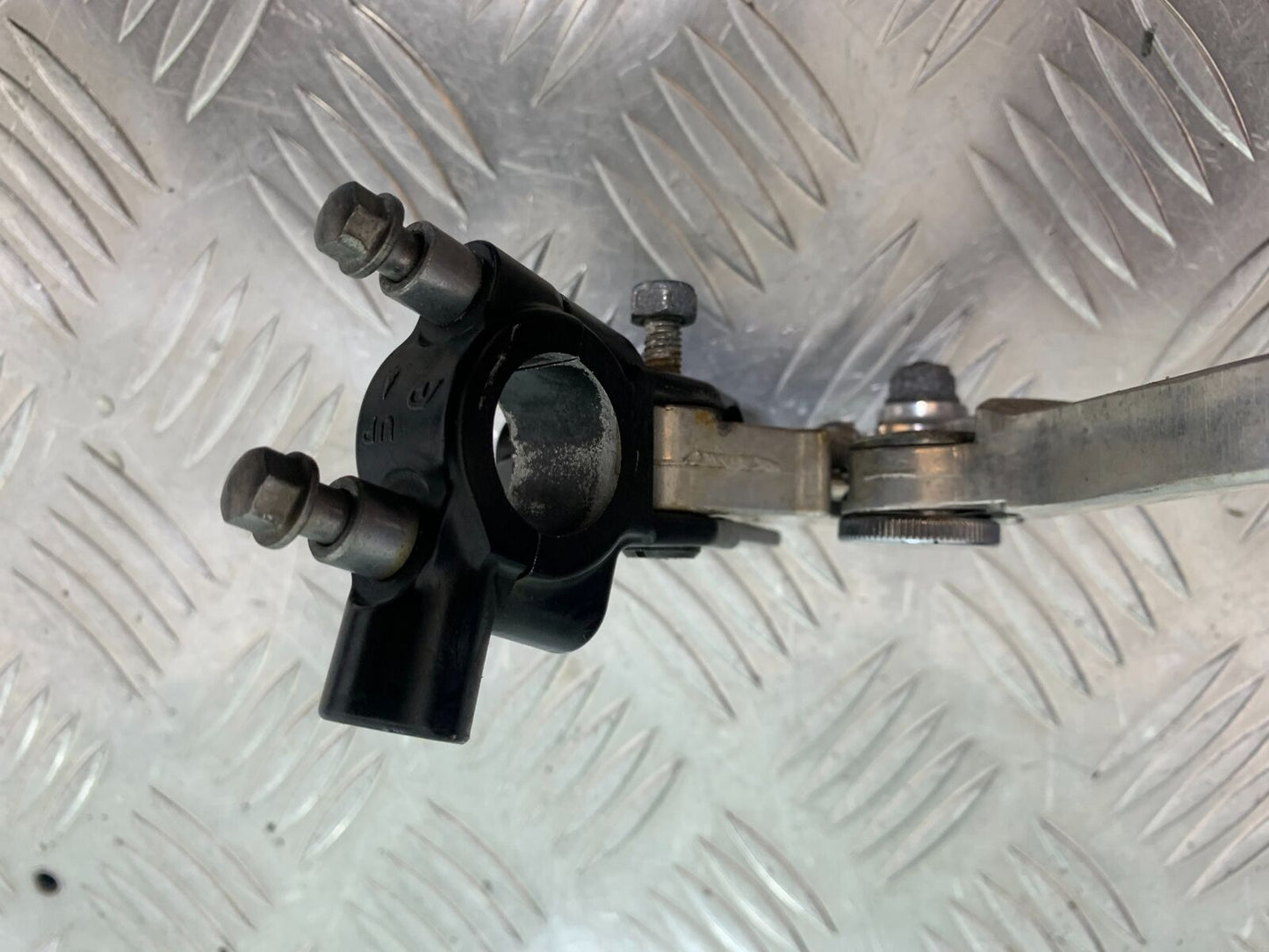 TRIUMPH TIGER 800 XC REAR FOOTPEGS YEAR 2011-2014 (CMB1022)