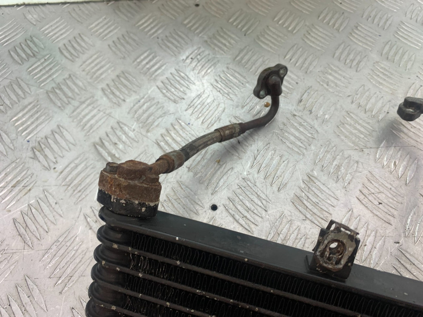 TRIUMPH 1050 SPRINT ST OIL COOLER AND LINES  YEAR 2004-2007 (CMB1197)