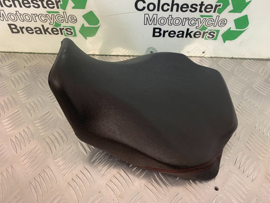 HONDA CBR650 R CBR 650R FRONT SEAT   YEAR 2019-2020 (STOCK 952)
