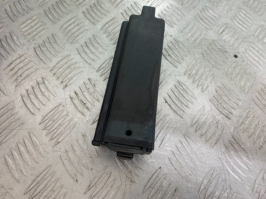 KAWASAKI GPZ600 GPZ 600 STORAGE BOX  YEAR 1988-90 (CMB1258)