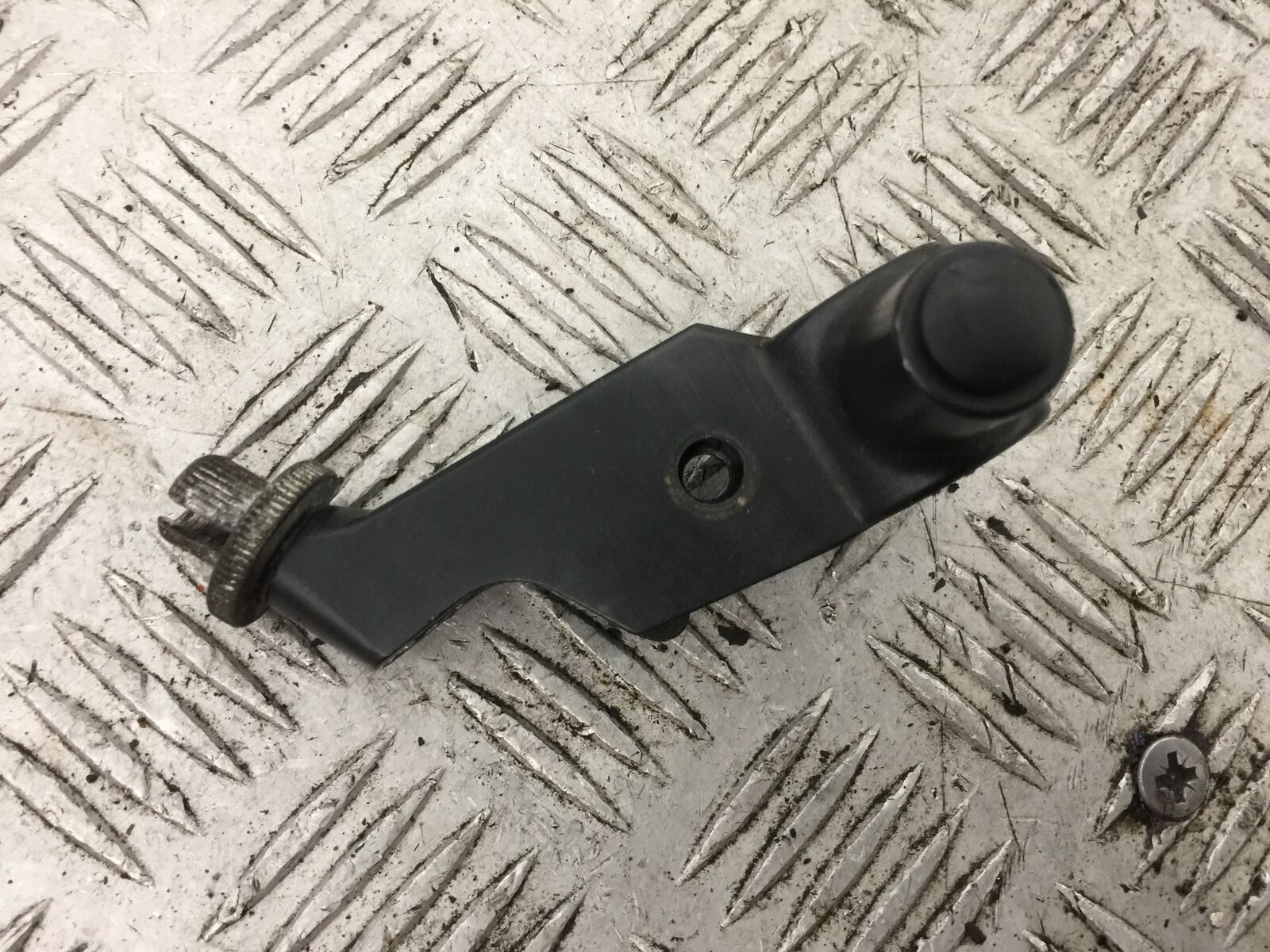 SUZUKI GS500 GS 500 CLUTCH LEVER BRACKET  YEAR 2004-09 (STOCK 882)