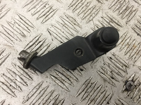 SUZUKI GS500 GS 500 CLUTCH LEVER BRACKET  YEAR 2004-09 (STOCK 882)