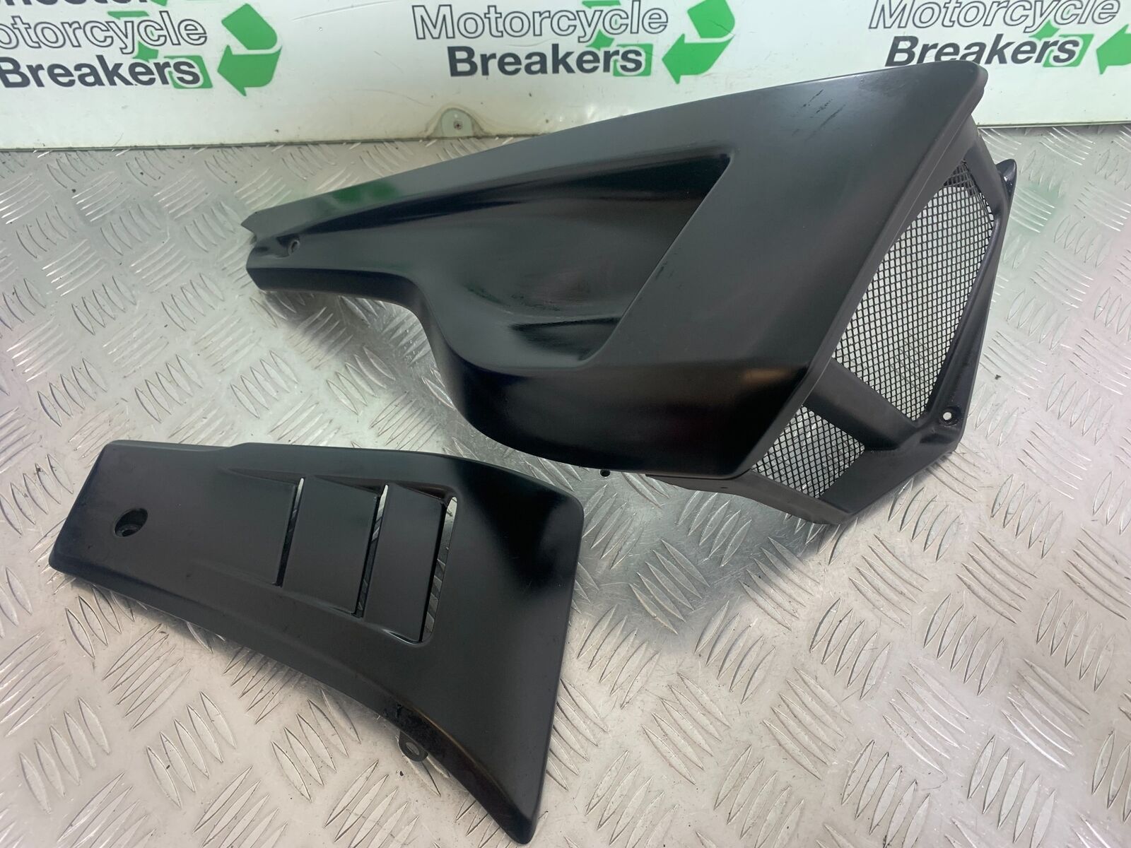 DUCATI DIAVEL 1200 BELLYPAN   YEAR 2014-17 (CMB1054)