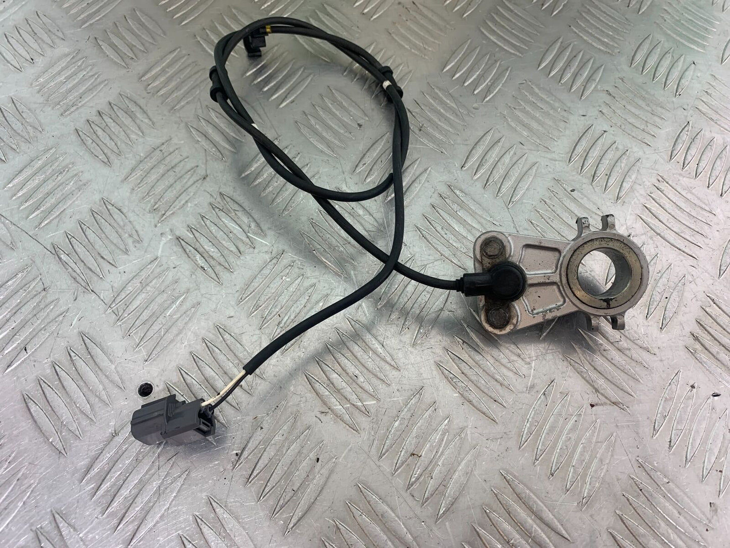SUZUKI GSF1250 GSF 1250 BANDIT FRONT ABS SENSOR  YEAR 2007-2011 (CMB1125)