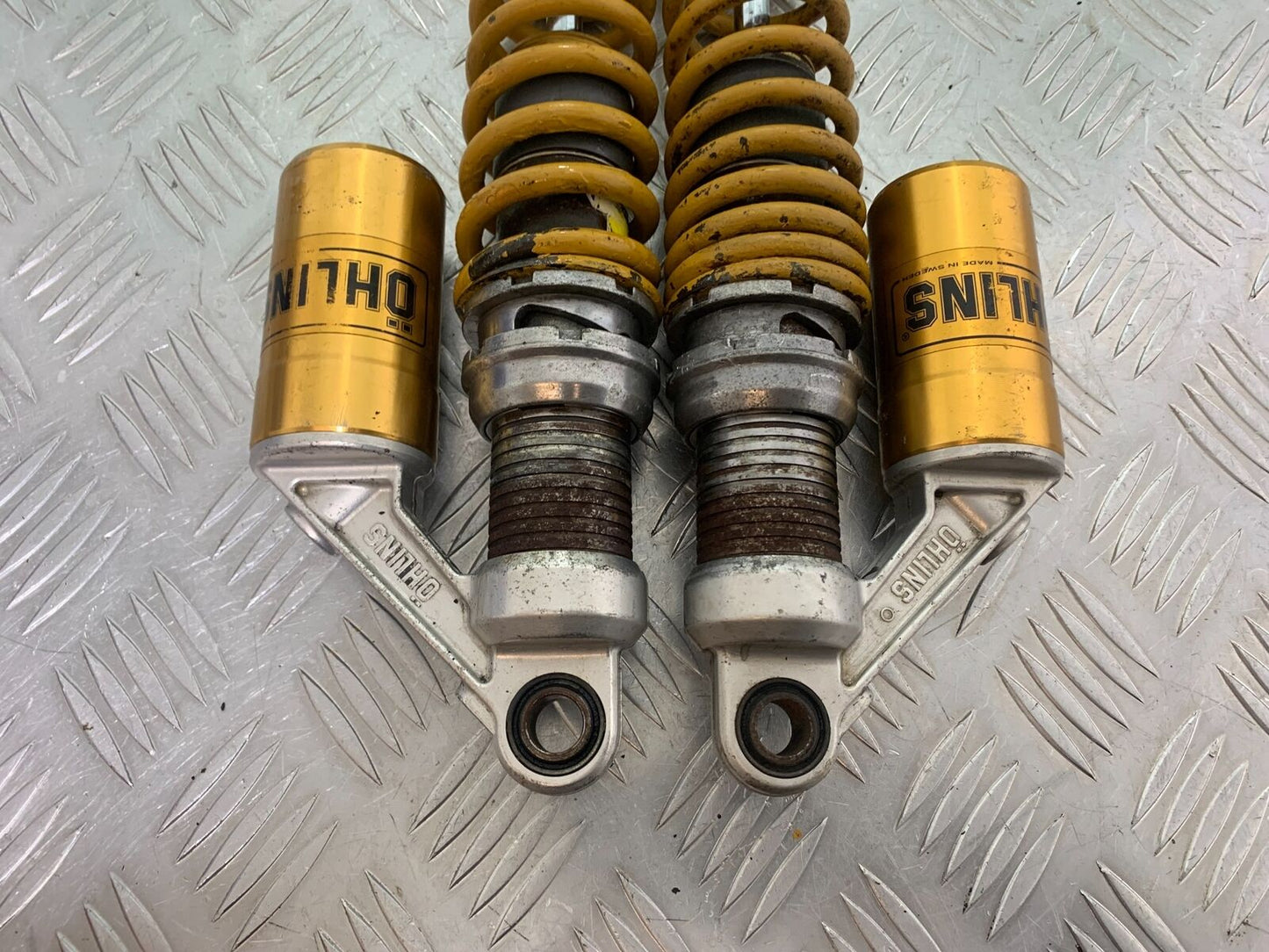 YAMAHA XJR1300 XJR 1300 OHLINS REAR SHOCKS  YEAR 1999-2003 (CMB1055)