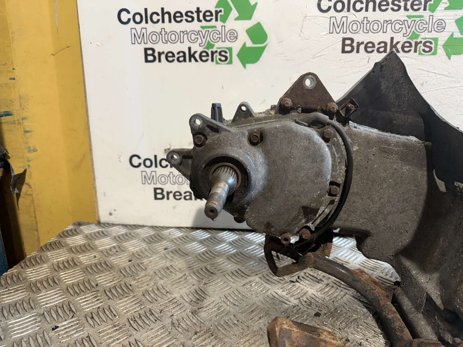 PIAGGIO VESPA GT125 L ENGINE YEAR 2003 - 2006 (CMB1300)