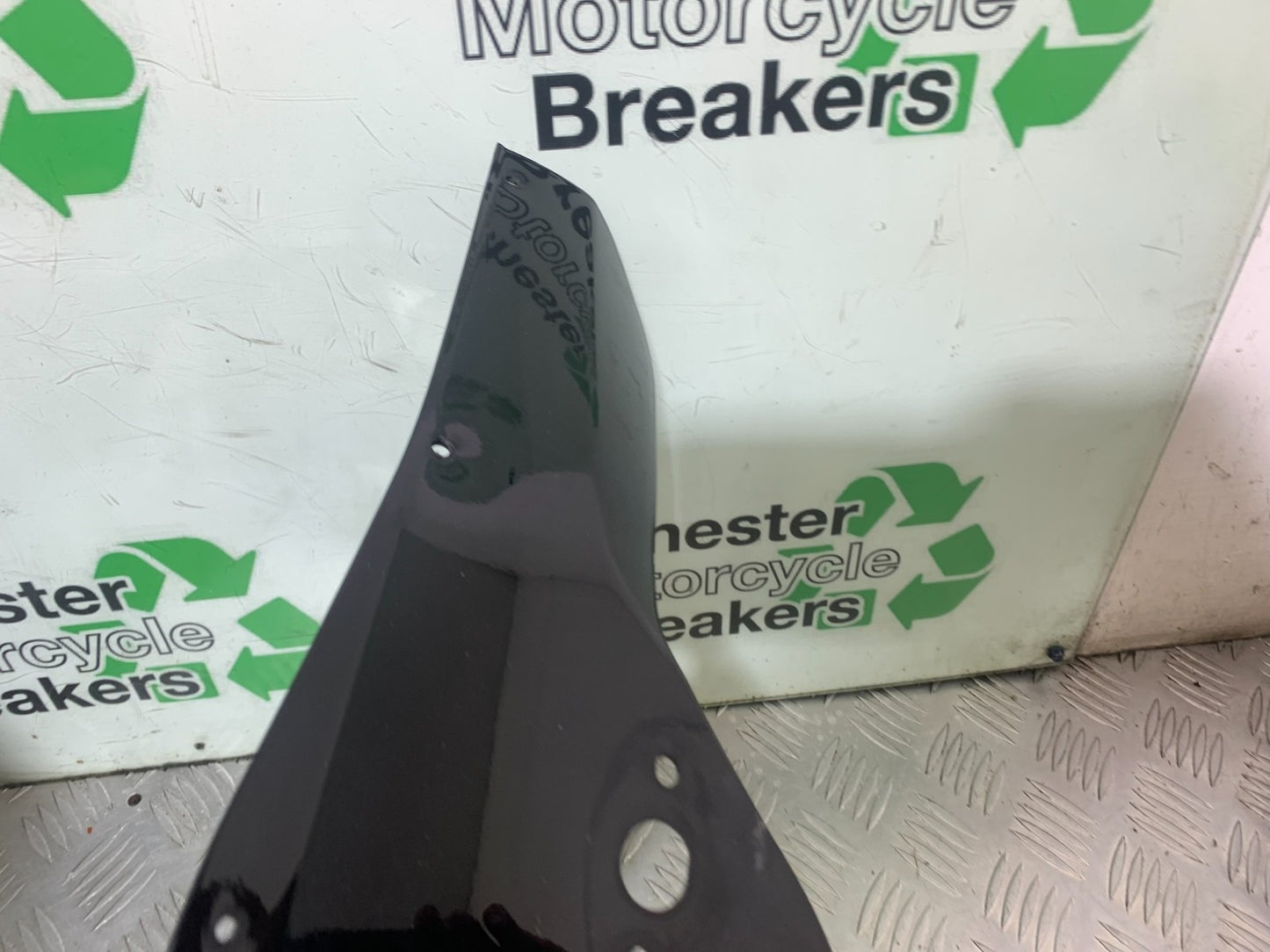 APRILIA RSV1000 R FACTORY TOP FAIRING   2004-09 (CMB1203)