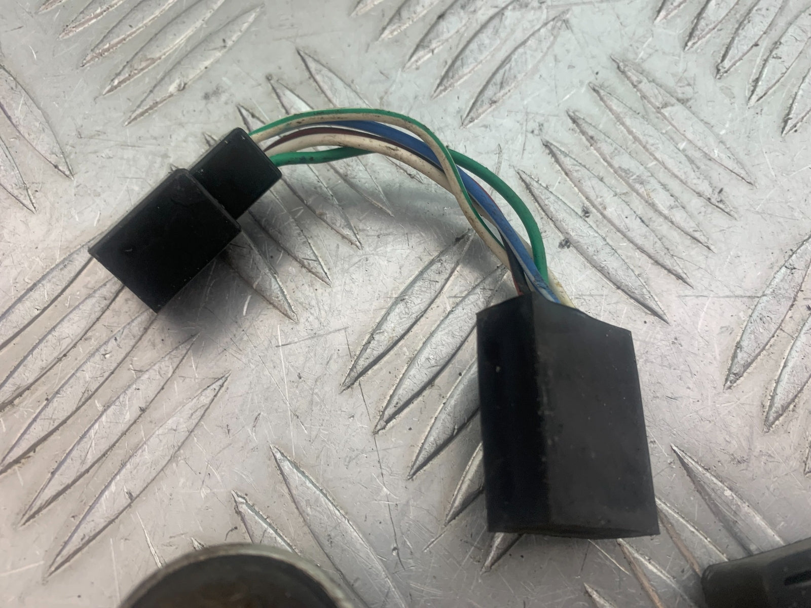 YAMAHA XV535 XV 535 VIRAGO RELAYS  YEAR 1994-02 (CMB1139)