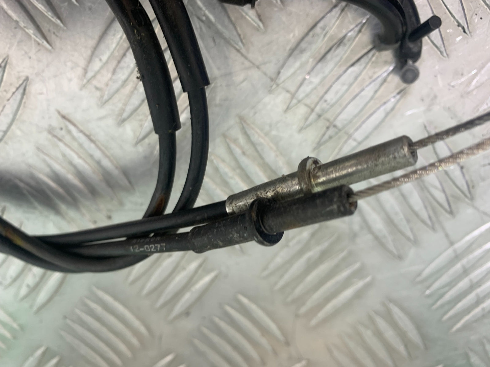KAWASAKI ZX6R THROTTLE CABLES  YEAR 2009-2012 (CMB1136)