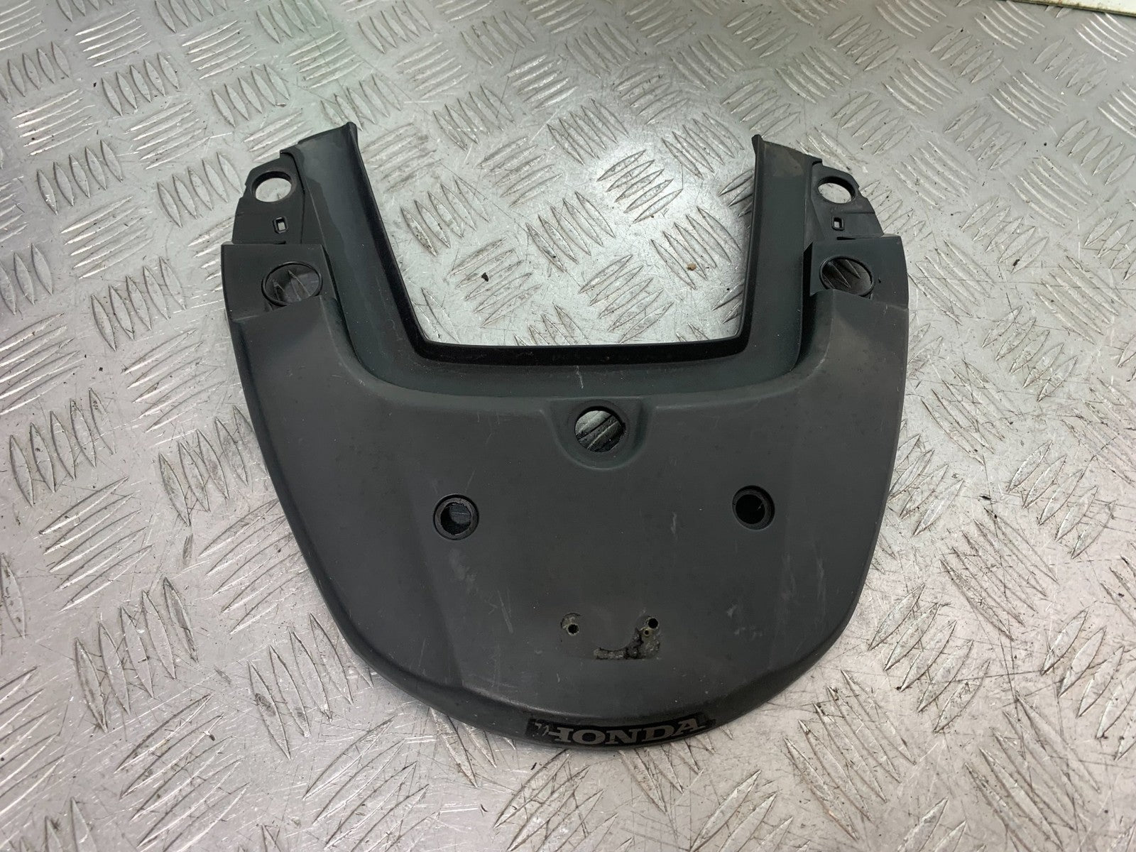 HONDA CBF600 CBF 600 TAIL PIECE    YEAR 2004-07  (CMB1305)
