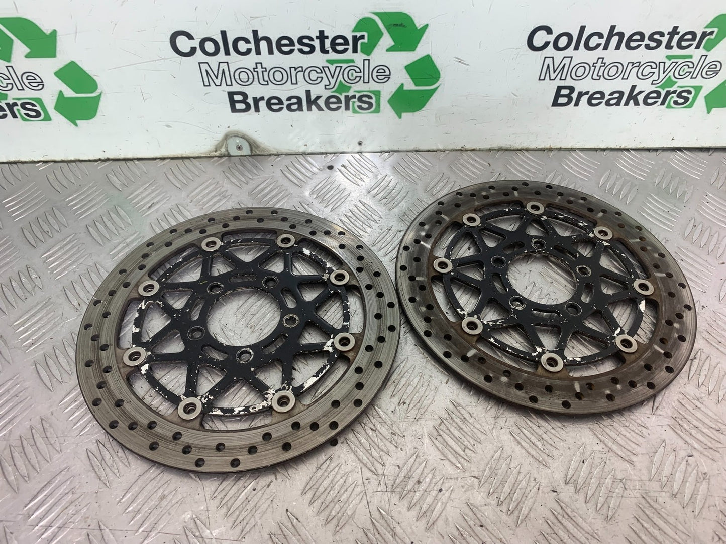 SUZUKI GSXR750 GSXR 750 K4 K5 FRONT BRAKE DISC 2004-2005 (CMB1319)
