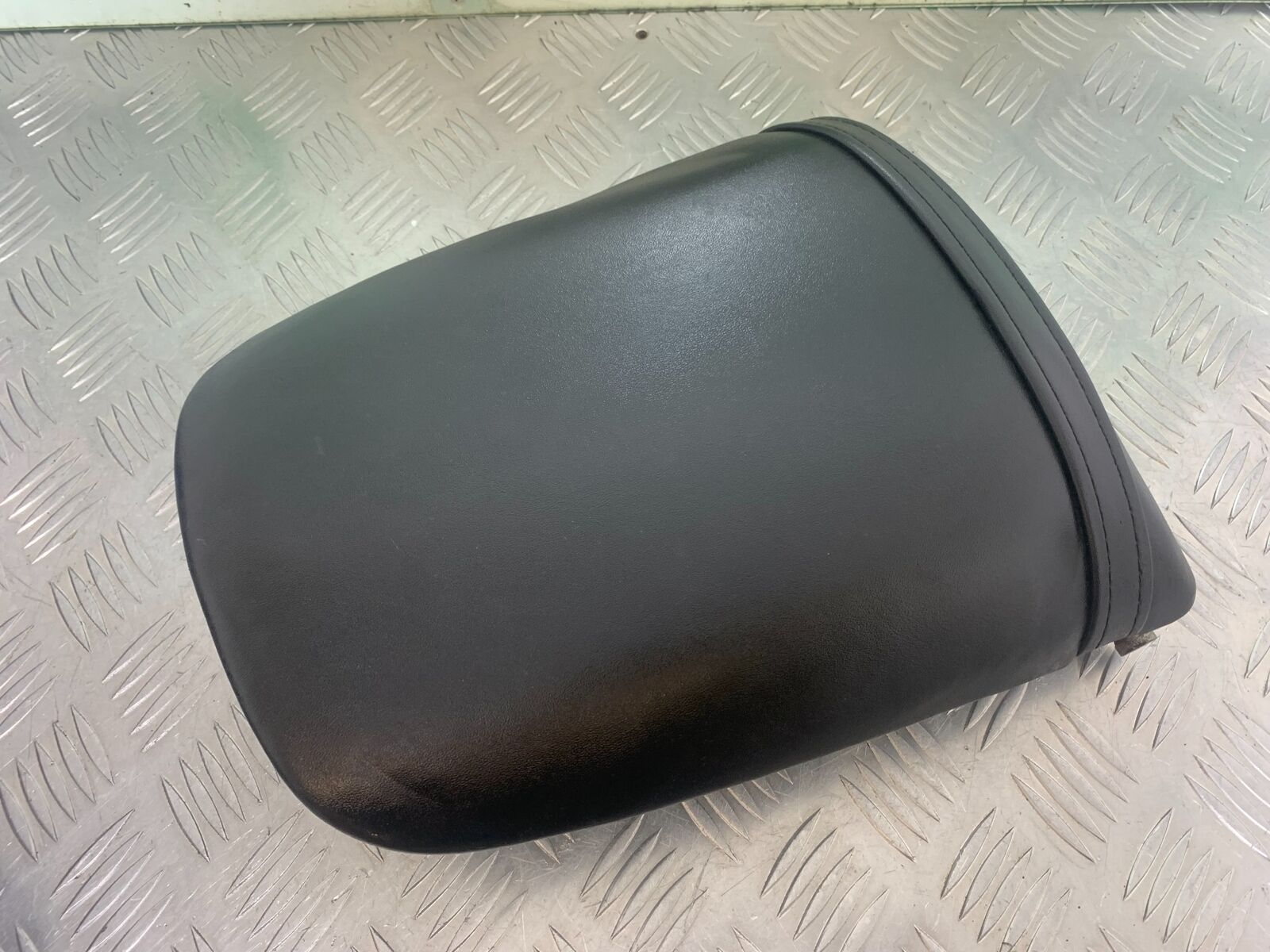 HONDA CBR 929 RRY FIREBLADE REAR SEAT  YEAR 2000-01 (CMB1026)