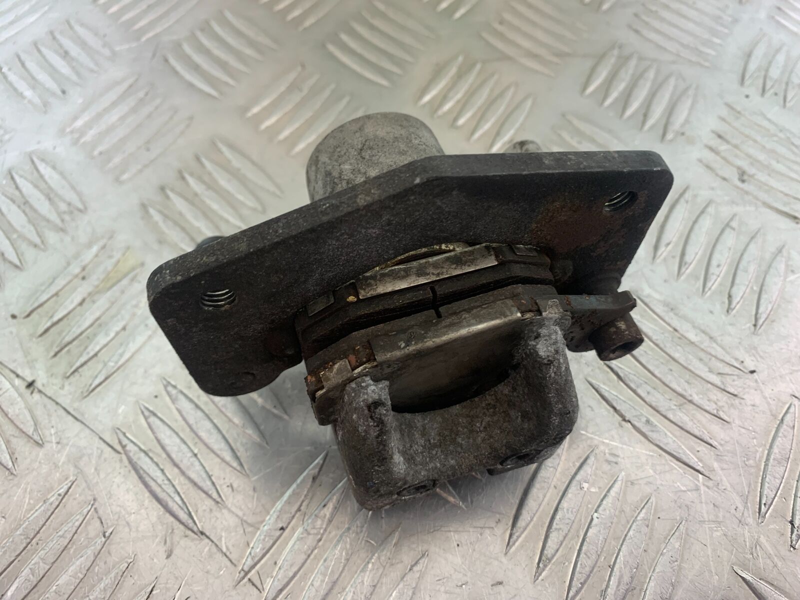 SUZUKI AN 200 UN 200 BURGMAN REAR CALIPER  YEAR 2007-09 (CMB1128)