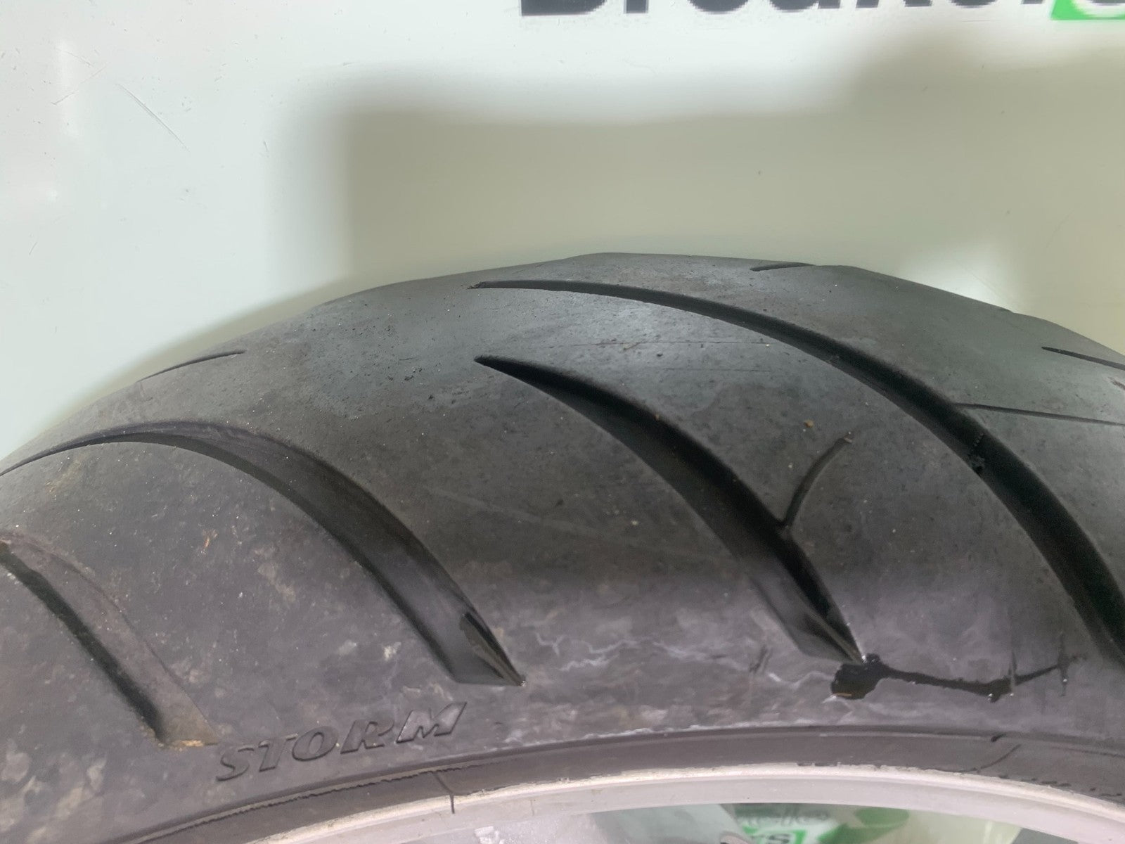 SUZUKI SV650 SV 650 mk1 REAR WHEEL  1999-2002 (CMB1238)