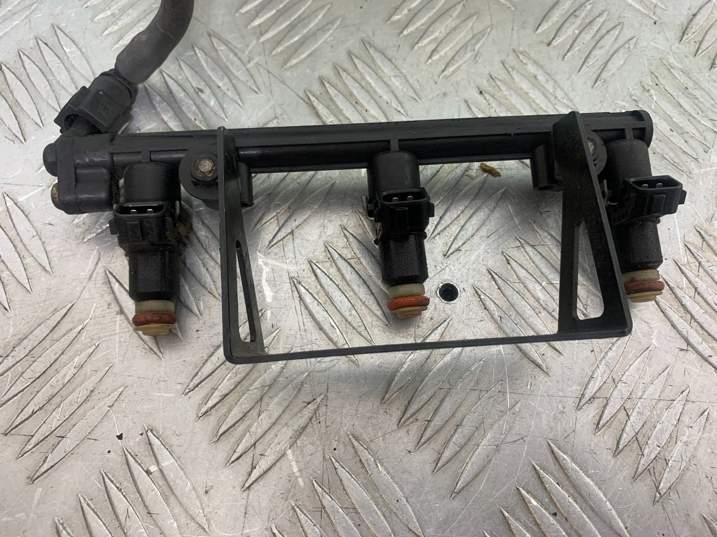 TRIUMPH 1050 SPRINT ST INJECTORS  YEAR 2004-2007 (CMB1197)