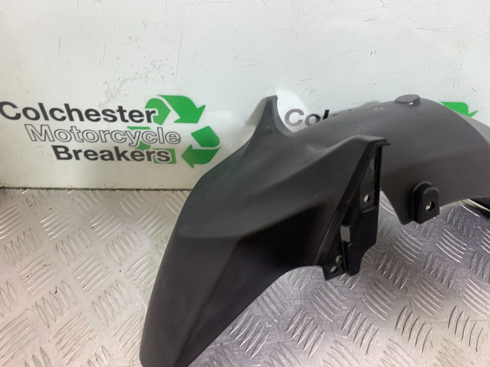 YAMAHA XMAX 300 FRONT MUDGUARD   YEAR 2017-2020 (CMB1218)