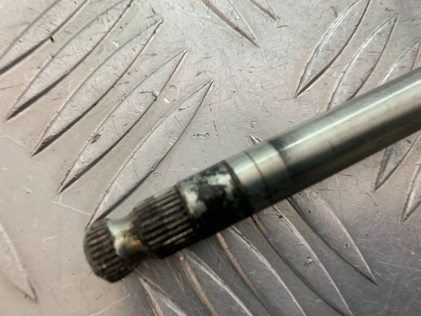 HONDA CBR125 CBR 125 GEAR SHAFT   YEAR 2004-06  (CMB1040)