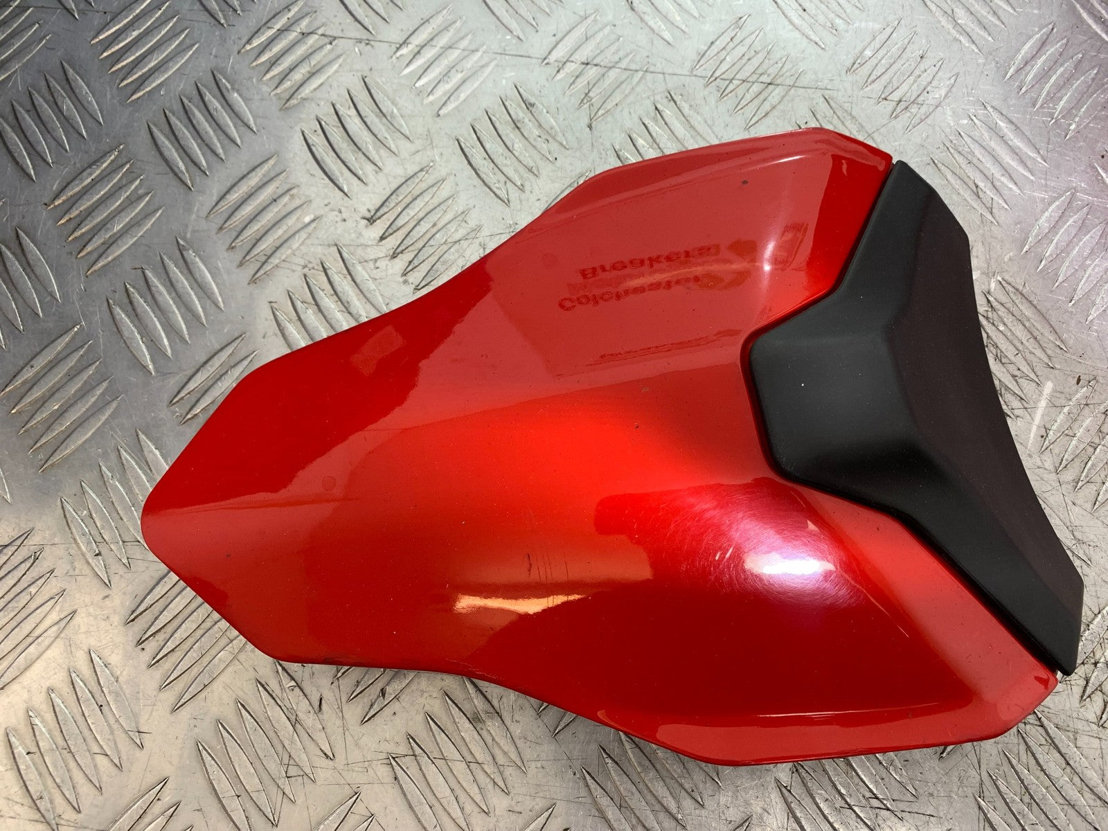 DUCATI 848 REAR SEAT COWL  YEAR 2008-2010 (CMB1323)