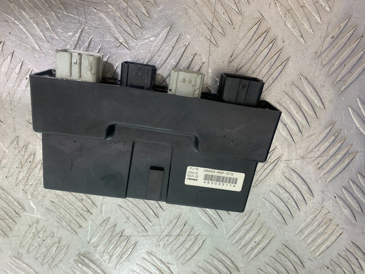 HONDA CBR1000 rr FIREBLADE ABS CONTROL BOX  YEAR 2012-2016 (CMB1198)