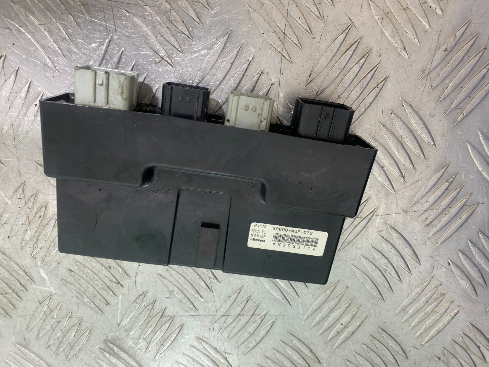 HONDA CBR1000 rr FIREBLADE ABS CONTROL BOX  YEAR 2012-2016 (CMB1198)