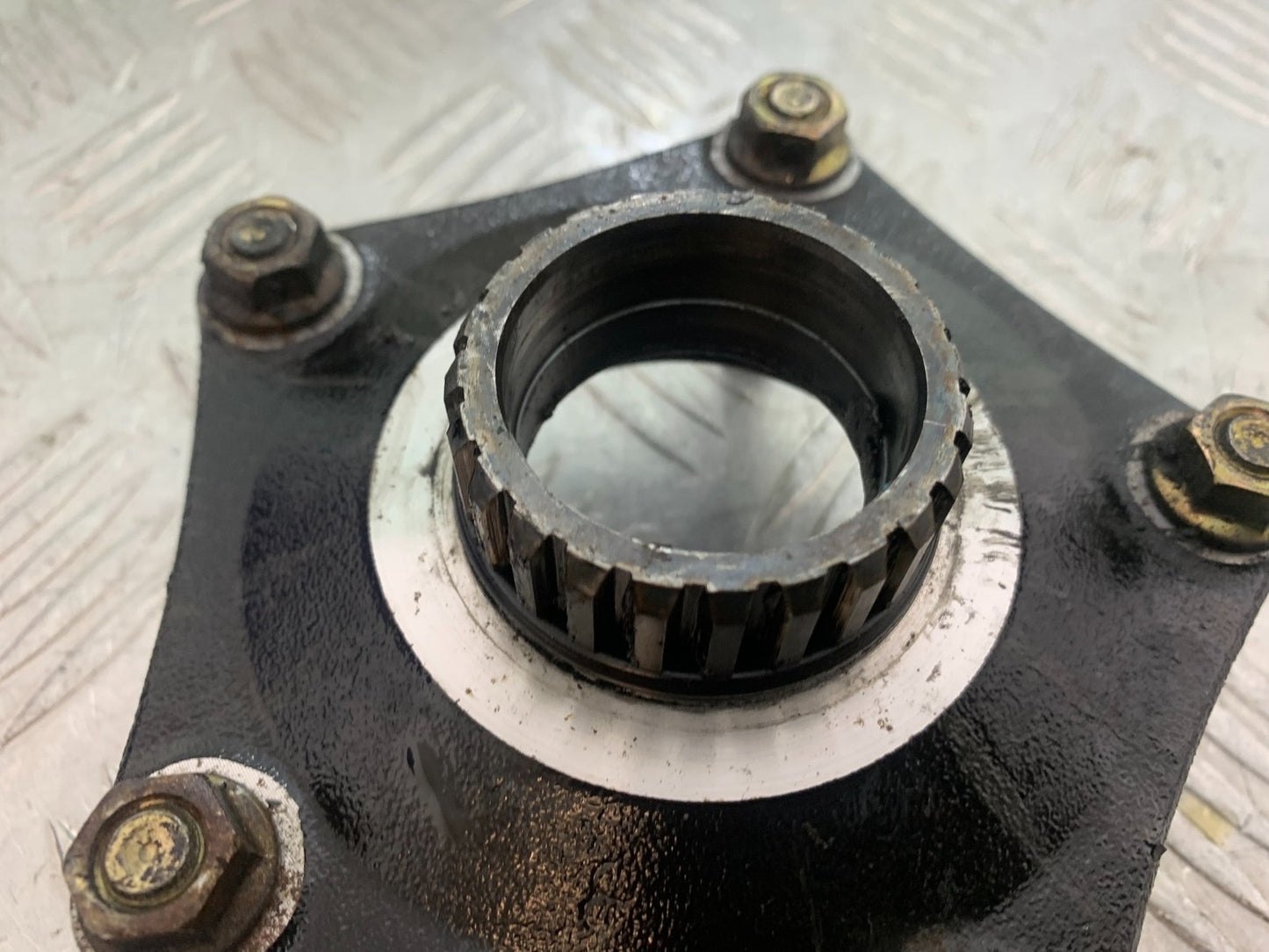 HONDA NT650 V DEAUVILLE DRIVE FLANGE  YEAR 1999 (CMB1268)