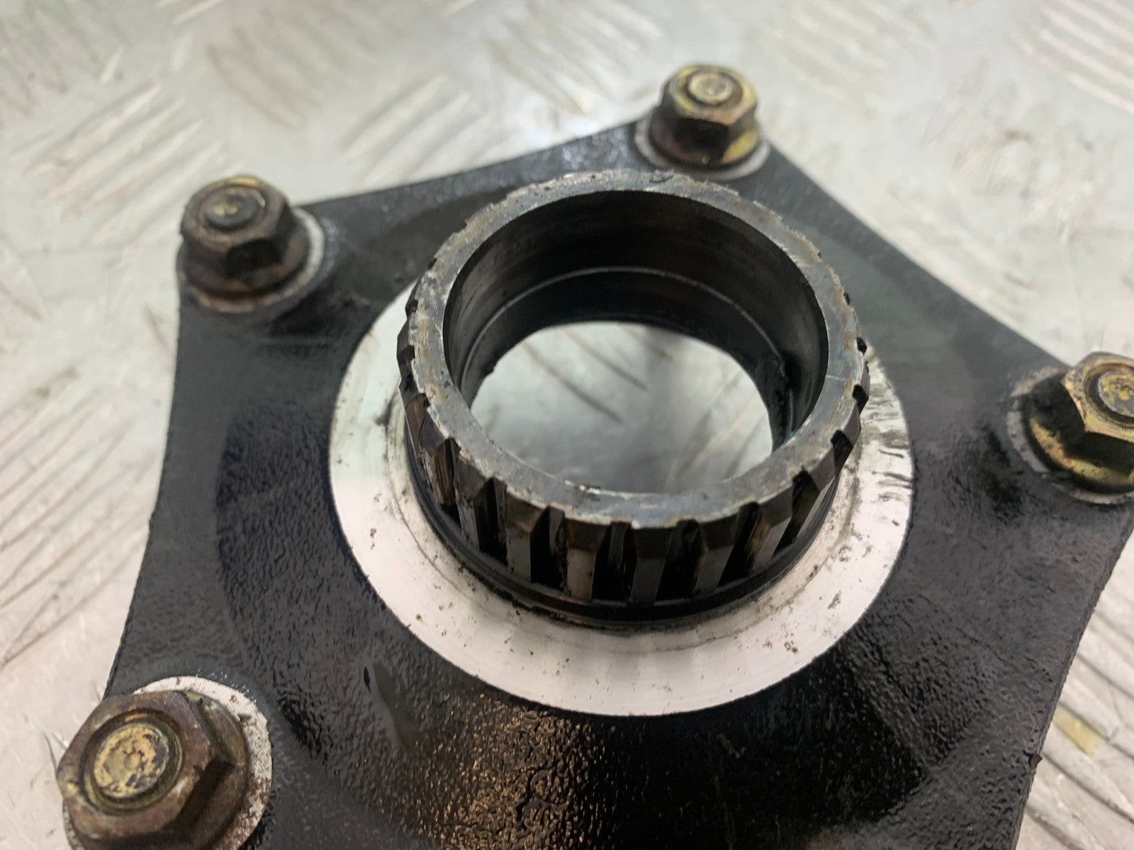 HONDA NT650 V DEAUVILLE DRIVE FLANGE  YEAR 1999 (CMB1268)
